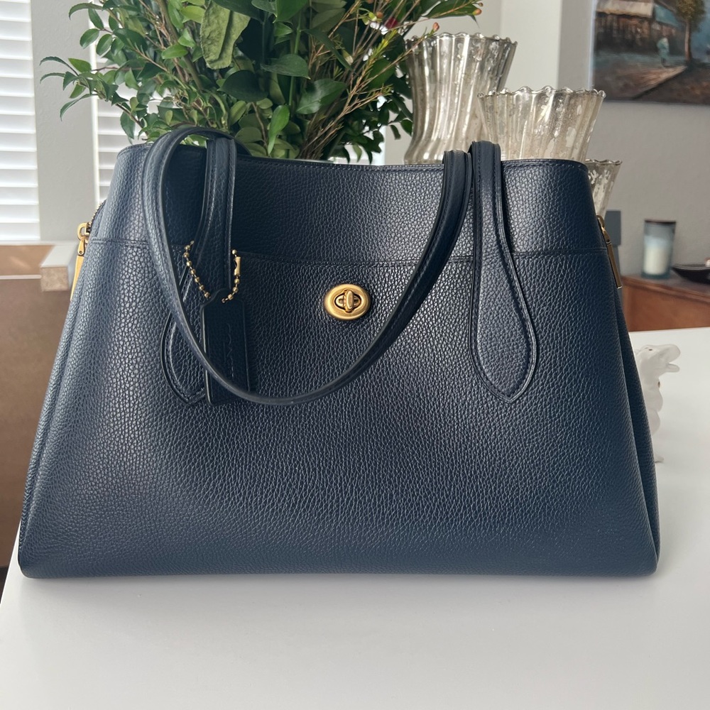 Coach Lora Carryall Tote